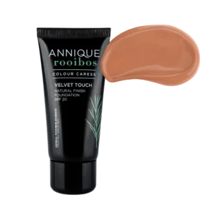Velvet Touch Natural Foundation: Natural Beige 30ml